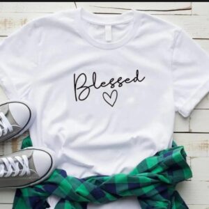 women white blessed heart printed t shirt medium to xl